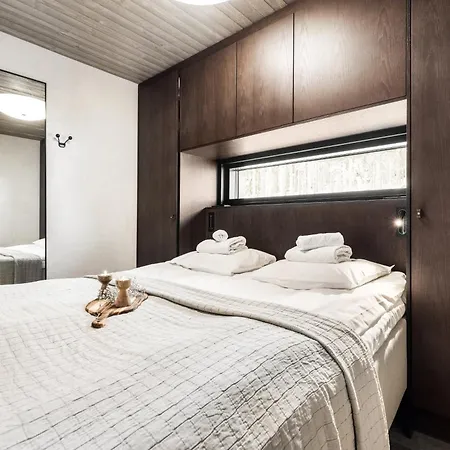 North Arctic 20a By Hilla * Levi