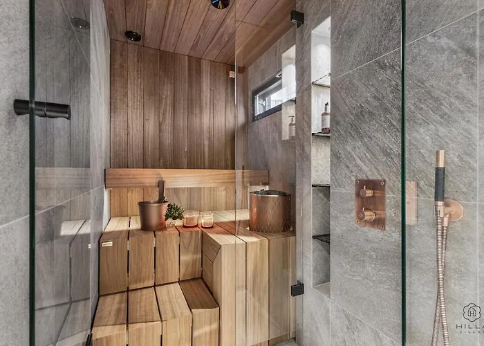 North Arctic 20a By Hilla Levi